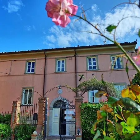 Apartment Gualdo Sleeps 3 With Pool And Wifi Gualdo (Tuscany)